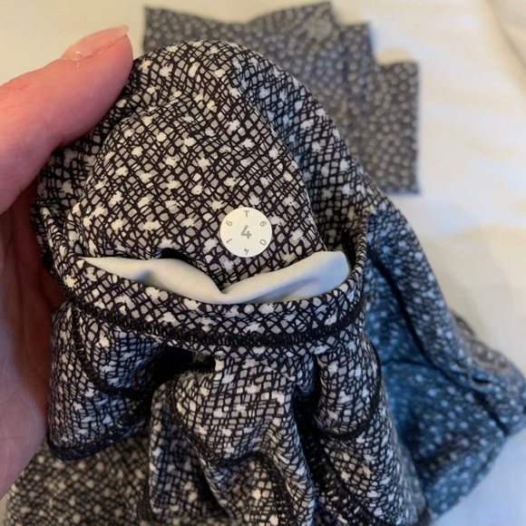 Lululemon Leggings - Picture 4 of 4